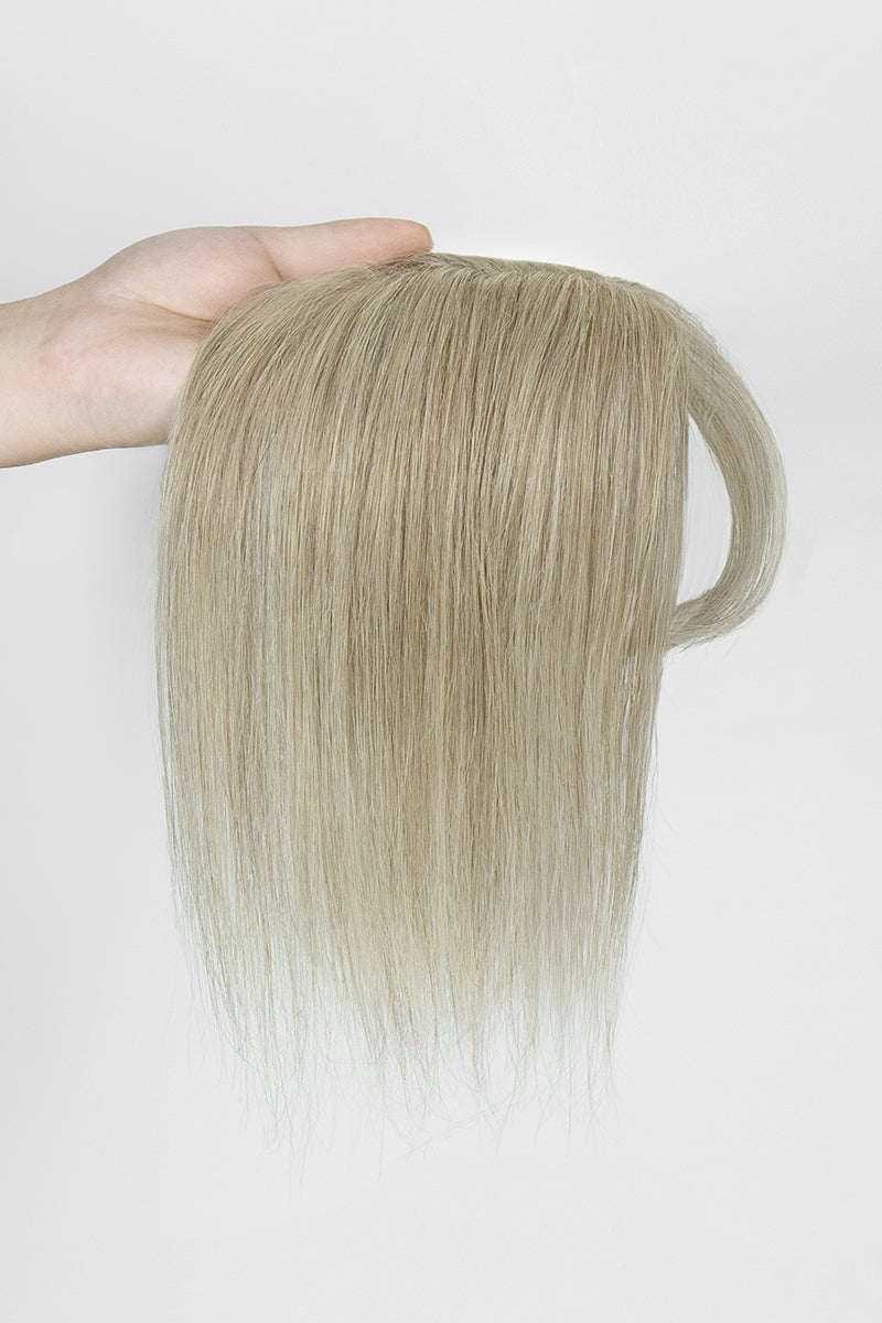 Complément capillaire en cheveux humains fait main Aria-B avec frange, ombré de racines châtain moyen à blond #T4/M616